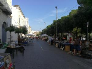 オストゥーニにあるCasa La Chicca di Ginaの屋外市場(テーブル付)