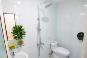 Koupelna v ubytování Thế Giang Hotel