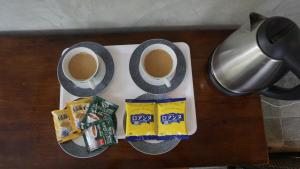 Facilități de preparat ceai și cafea la บ้านโจมเขาใหญ่ Baan Jome Khaoyai