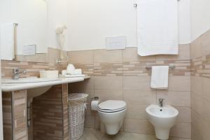 Koupelna v ubytování La Casetta del Borgo Cefalù + 4 fotografie
