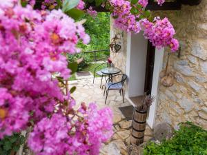 Vonkajšia záhrada v ubytovaní To Archontiko Guesthouse Villa