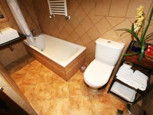 Kúpeľňa v ubytovaní Hotel Rural Molino del Puente Ronda