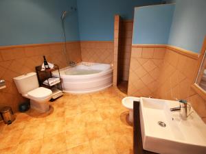 Kúpeľňa v ubytovaní Hotel Rural Molino del Puente Ronda