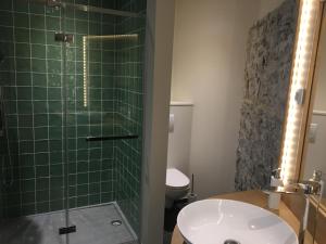 Ett badrum på La Zoulette
