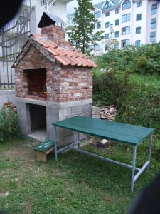 Attrezzature per ping pong presso Šćekić Accommodation o nelle vicinanze