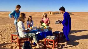 Khách lưu trú tại Sahara Peace