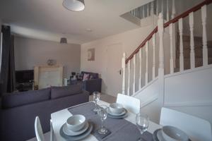 Gallery image of Kestrel House by RentMyHouse in Hereford