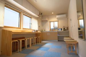 Osaka Guesthouse SAYURI TENGACHAYA Ekimae廚房或簡易廚房