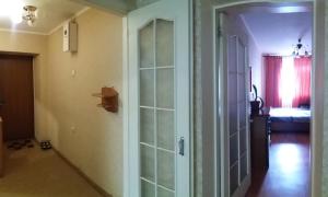 ムィコラーイウにあるTwo-bedroom apartment on Lenina avenueの廊下