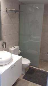 Milva Apartments的一间浴室
