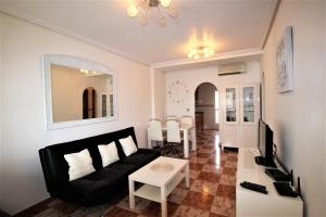 Telewizja i/lub zestaw kina domowego w obiekcie Best House Rubi