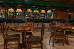 Lounge nebo bar v ubytování Sunbird Mzuzu