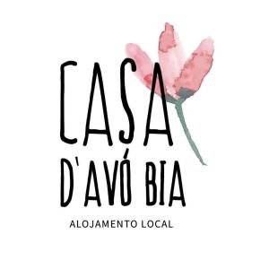 une fleur noire et rose avec les mots laena daoya bla dans l'établissement Casa D' Avó Bia - Renovated House, à Aljezur