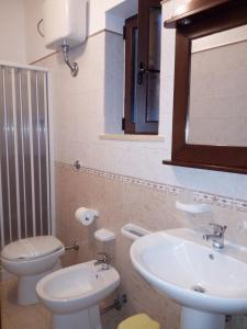 A bathroom at Perla del Salento
