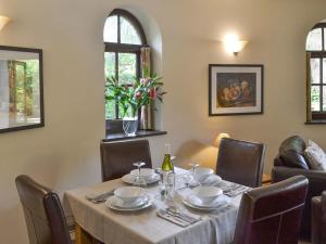 A restaurant or other place to eat at The Water Tower 