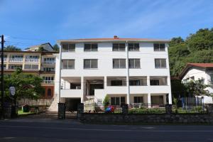 Afbeelding uit fotogalerij van Stupar Apartmani in Star Dojran +68 foto's