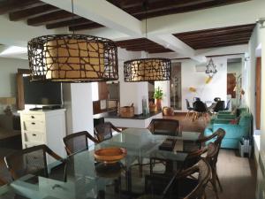 Posedenie v ubytovaní Villa Cornelius Lujo Rural 5 Estrellas Verdes