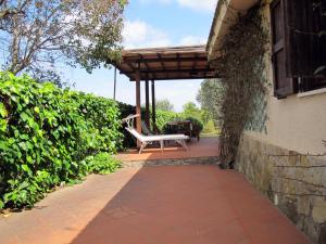 Vonkajšia záhrada v ubytovaní Il Cottage di Villa Sveva, splendida vista mare