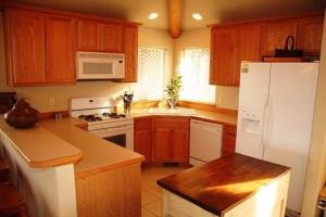 Imagem da galeria de Running Y Ranch Townhouse em Klamath Falls