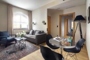 Część wypoczynkowa w obiekcie Relais & Châteaux Hotel Quadrille - Adults Only
