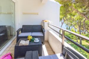 Balkon lub taras w obiekcie Apartamento Ferrera Park 623