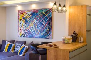 Posezení v ubytování Ema 2BR apt. in old town centre