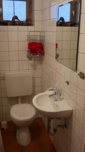 Ferienhaus-Sefiにあるバスルーム