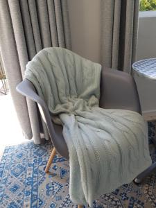 B&B on Buckingham Guest House的休息区