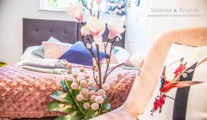 Posteľ alebo postele v izbe v ubytovaní Family Luxury Pure Old Town Apartament 1-8, 2 sypialnie i salon, parking pub, 60m2