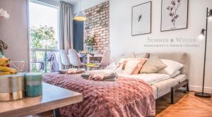 Posteľ alebo postele v izbe v ubytovaní Family Luxury Pure Old Town Apartament 1-8, 2 sypialnie i salon, parking pub, 60m2