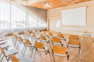 Der Geschäftsbereich oder Konferenzraum in der Unterkunft Hestia Hotel Europa