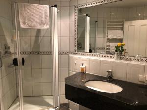 Koupelna v ubytování Hotel Residenz Rennhack