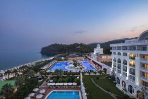 Bazén v ubytování Nirvana Dolce Vita - Ultra All Inclusive nebo v jeho okolí