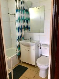 Ванна кімната в Dom Nad Jeziorem Mazury