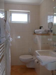 Koupelna v ubytování Hotel Garni Rheinpracht