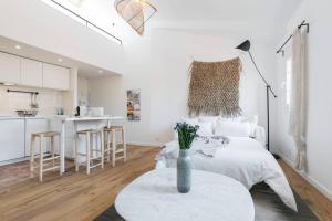 Lova arba lovos apgyvendinimo įstaigoje Malonat Duplex - Old Town