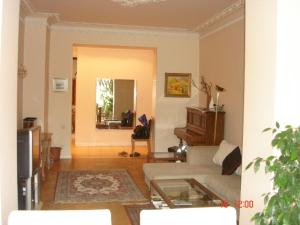 Gallery image of Sahil Apartment in Baku