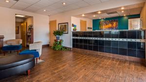 Ο χώρος του λόμπι ή της ρεσεψιόν στο SureStay Hotel by Best Western Ottawa +19 φωτογραφίες