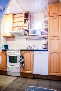 Köök või kööginurk majutusasutuses Rantakari Cottage