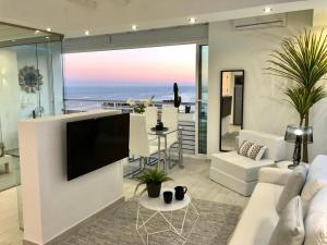 Foto dalla galleria di Loft del Mar - Charming luxury apartment at La Roca a Torremolinos