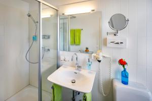 Koupelna v ubytování Hotel Jardin Bern