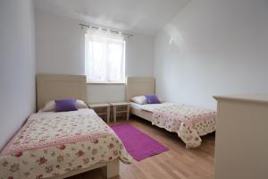 Ένα ή περισσότερα κρεβάτια σε δωμάτιο στο Villa Adria +15 φωτογραφίες