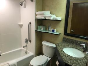 Fotografie z fotogalerie ubytování Best Western Bar Harbour Inn v destinaci Massapequa Park