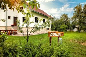 Zahrada ubytování The House of Dunja