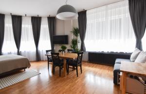 Gallery image of Karlo Main Square Apartments in Zagreb