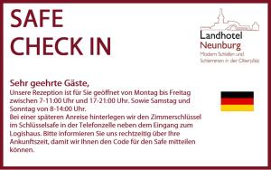 Captura de pantalla de un cartel de registro de entrada seguro con una bandera en Landhotel-Neunburg en Neunburg vorm Wald
