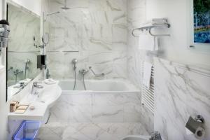 Koupelna v ubytování Ensana Centrální Lázně - Maria Spa