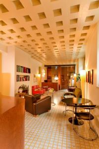 Posezení v ubytování Petronilla - Hotel In Bergamo