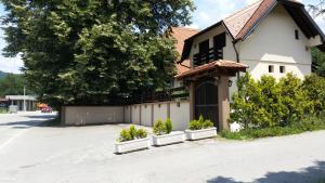 Tòa nhà nơi nhà nghỉ B&B tọa lạc