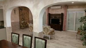 A seating area at Villa Irena Denia